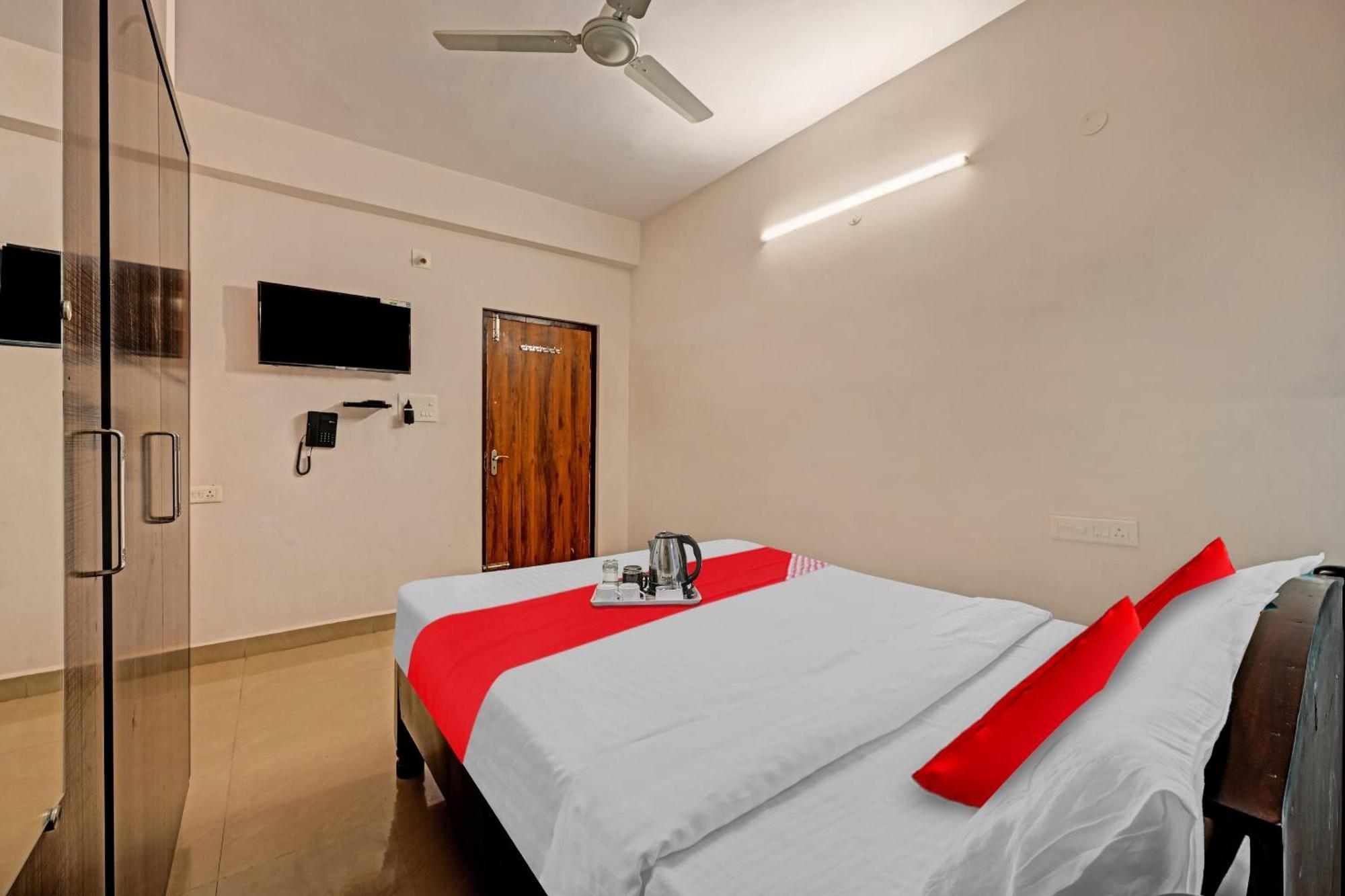 Hotel O Coastal Inn Luxury Service Apartments Kākināda Kültér fotó